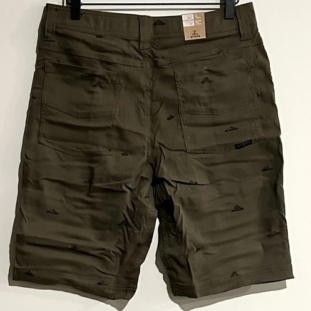 NWT Prana Men's Brion 11 inch Short in Slate Green Crux Rock - Size 30